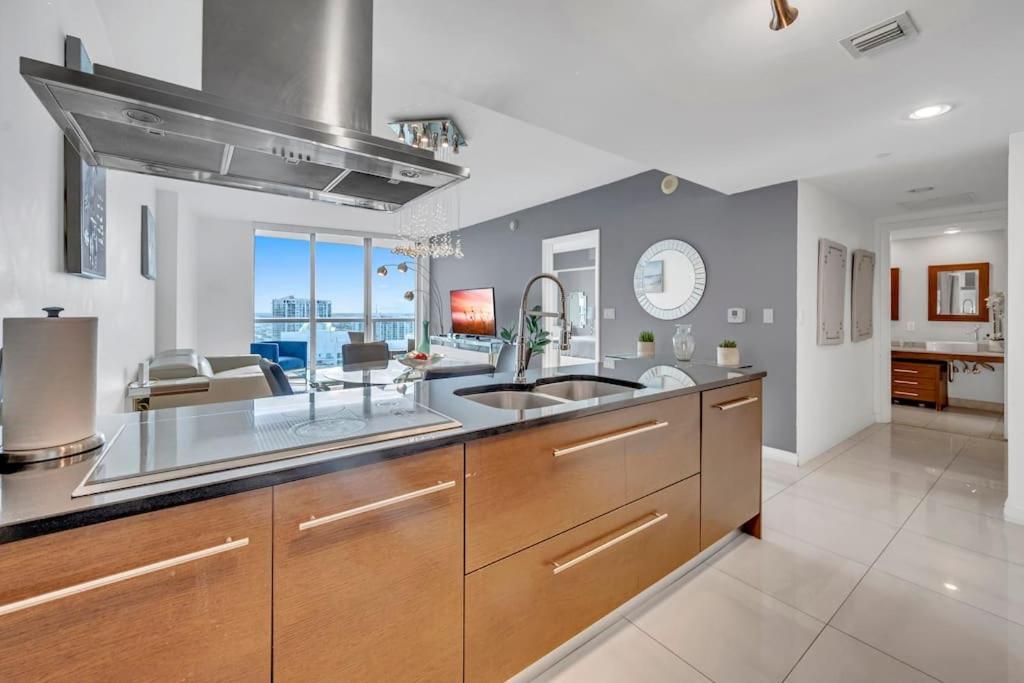 Luxury 1Br Condo W Icon Brickell-Freespa Miami Esterno foto